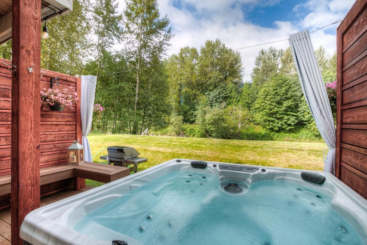 Moon River Suites #1 Норт Бенд Екстериор снимка