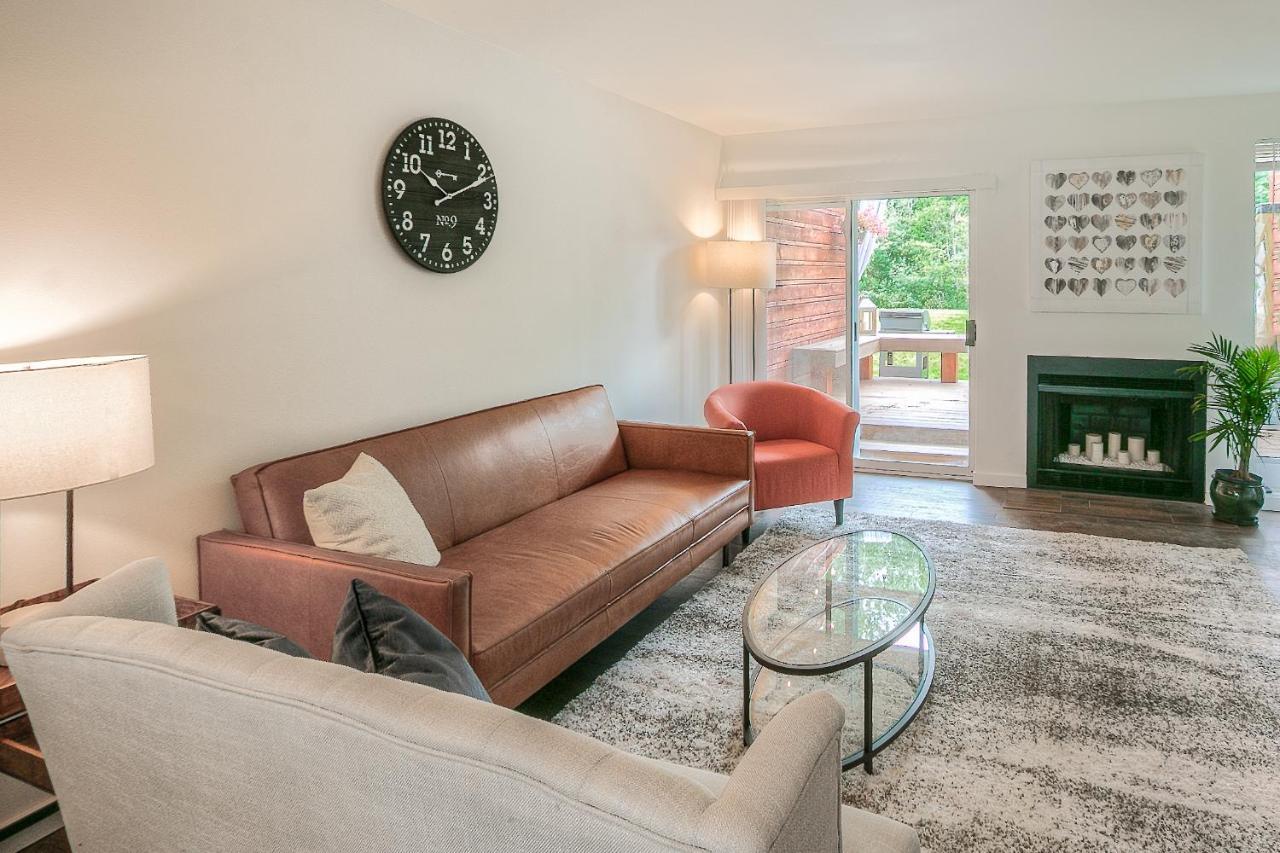 Moon River Suites #1 Норт Бенд Екстериор снимка